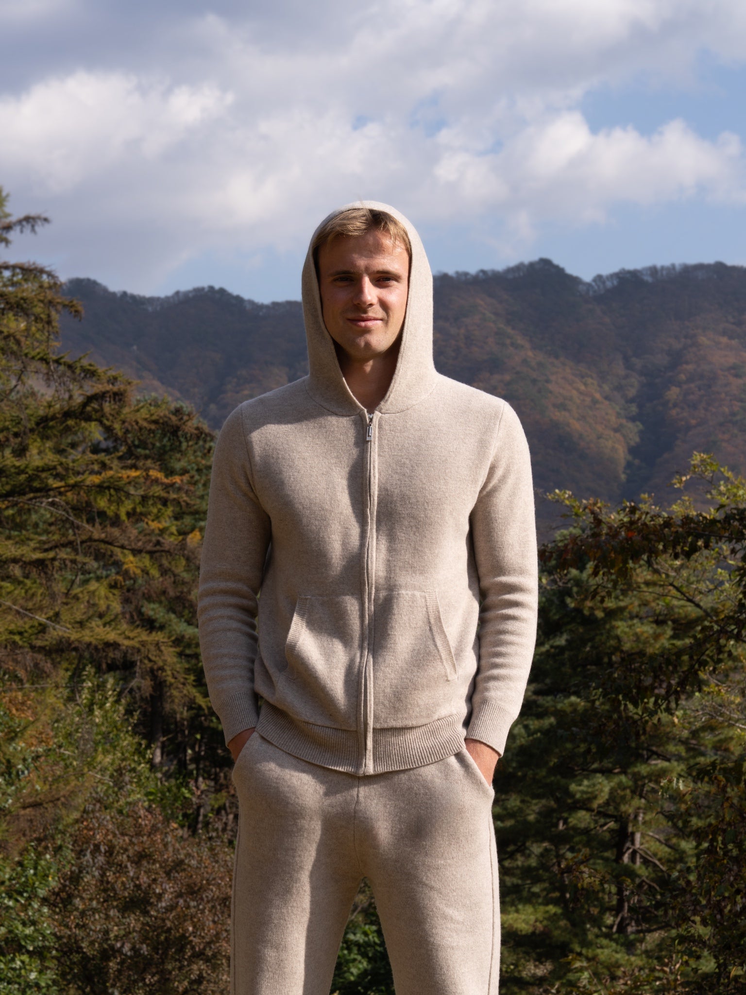 100% 순수 메리노 울 베이직 후드 집업