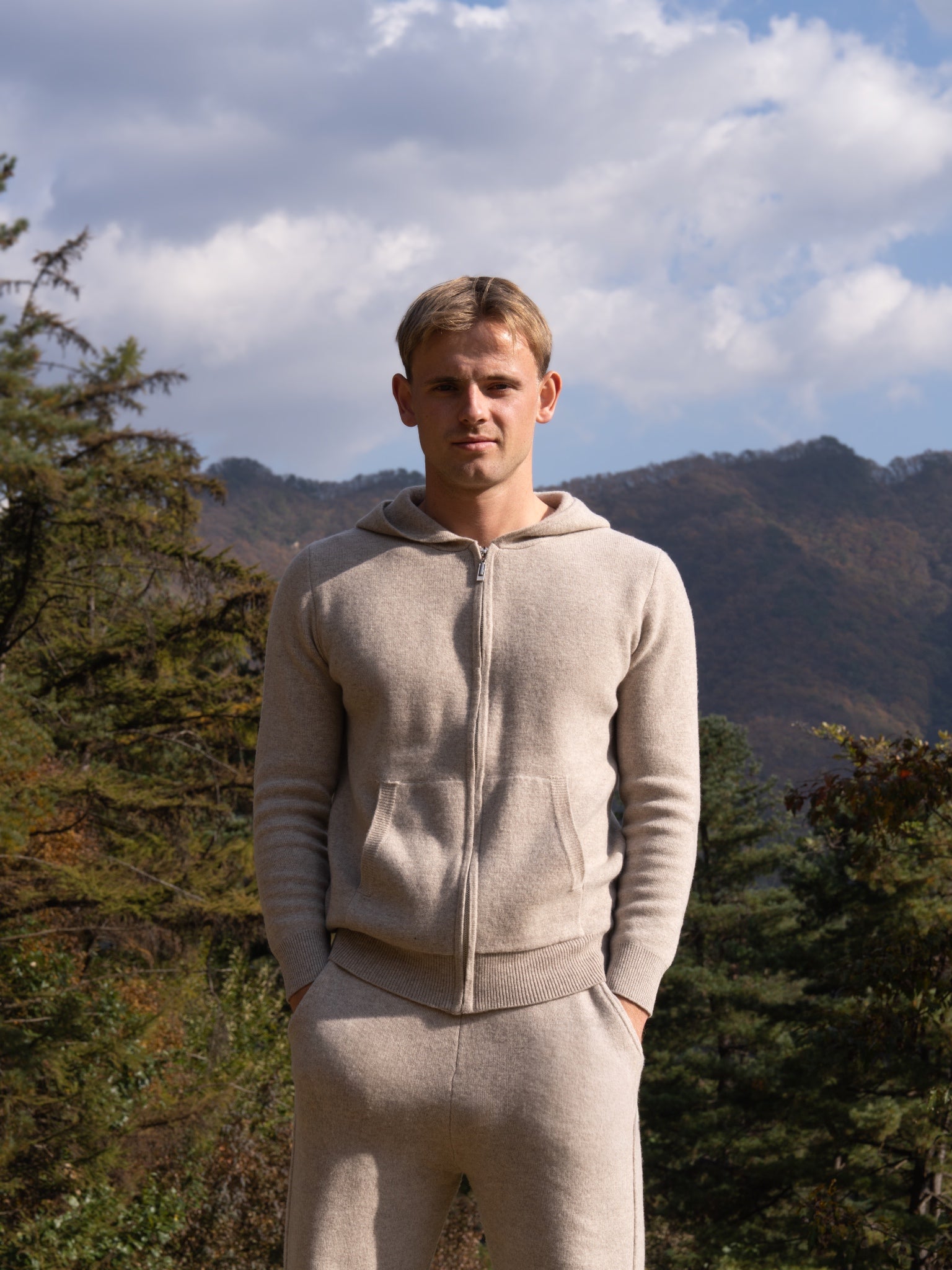 100% 순수 메리노 울 베이직 후드 집업