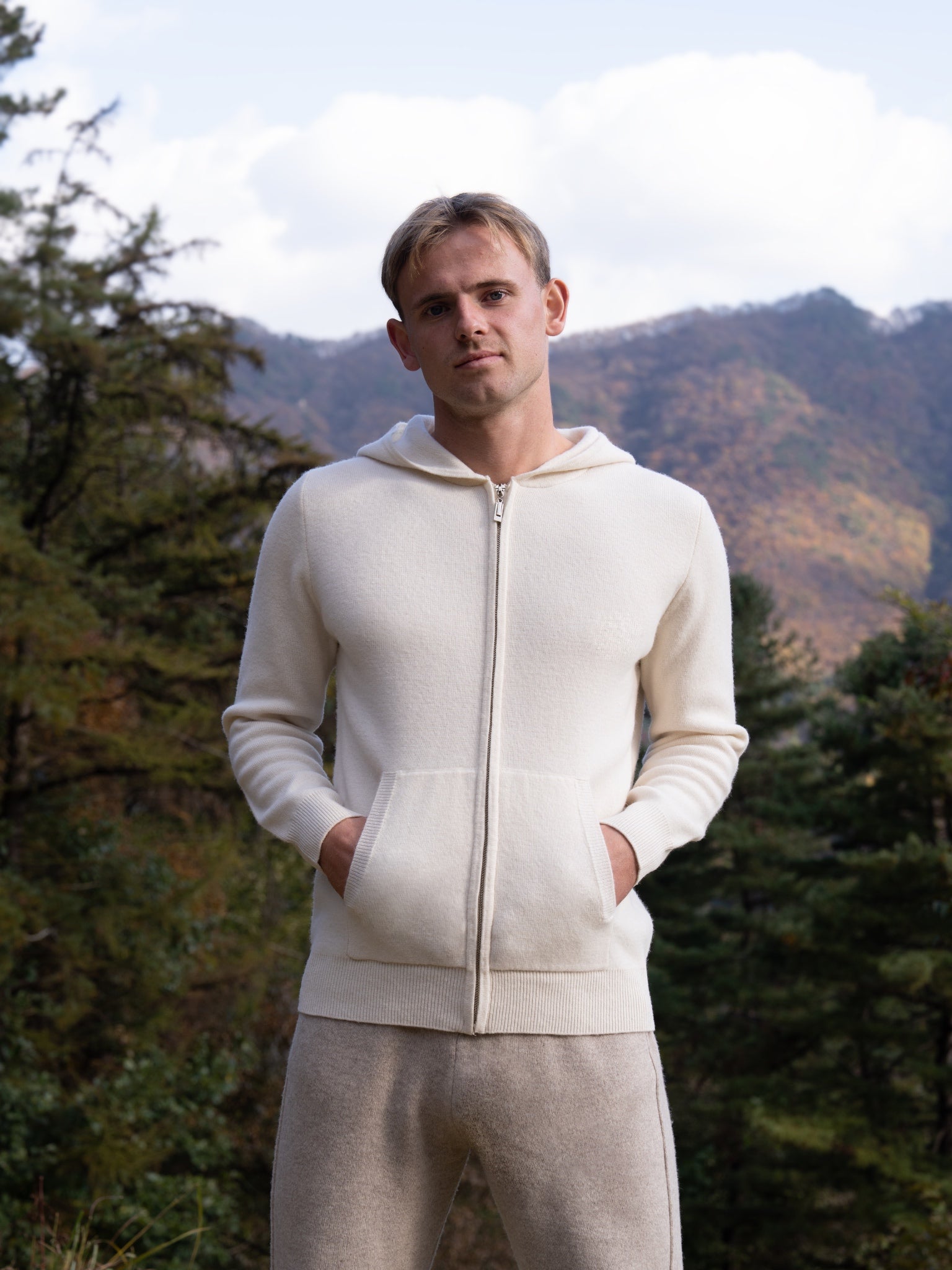 100% 순수 메리노 울 베이직 후드 집업