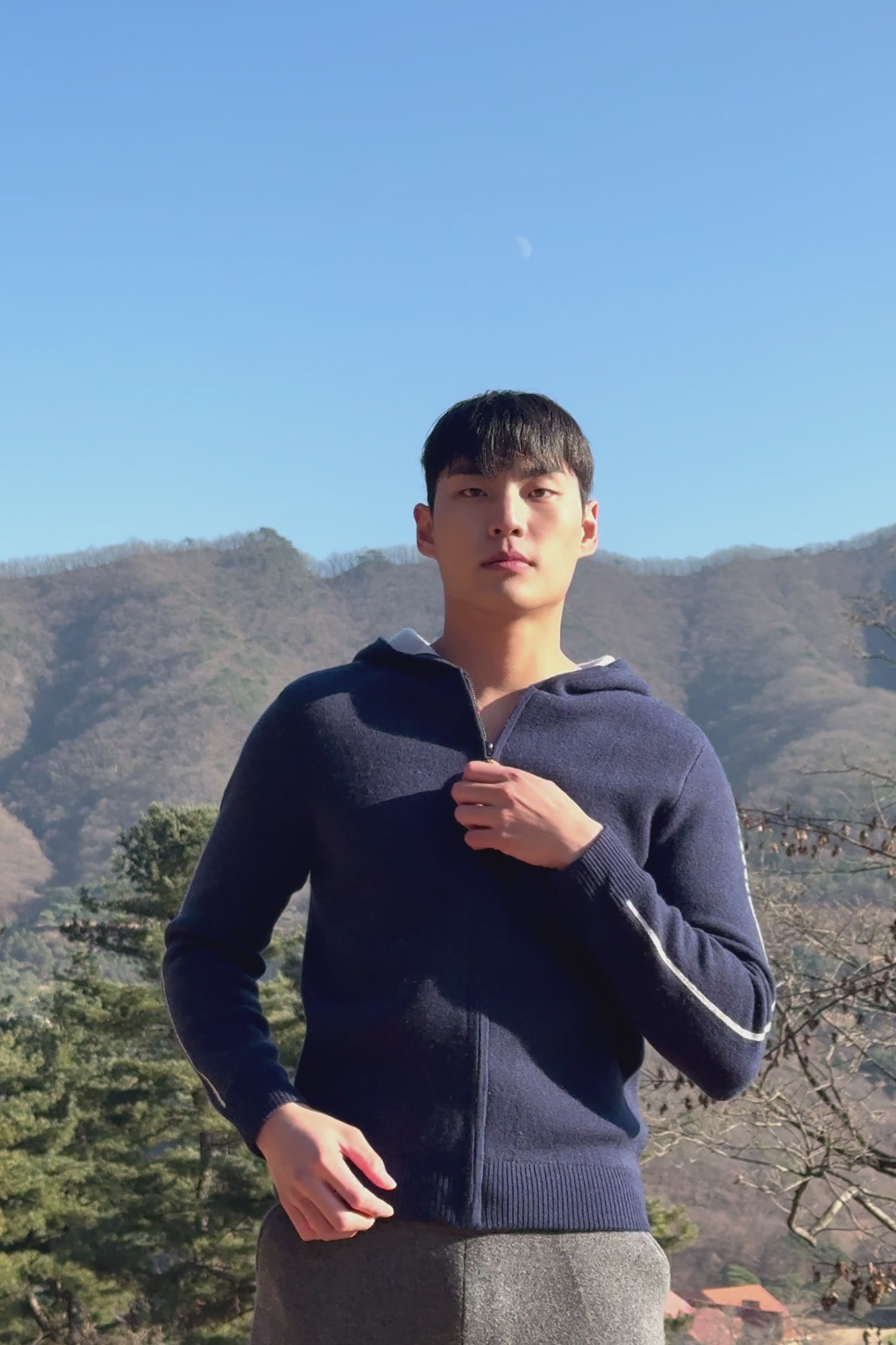 Load video: 순수 캐시미어 울 블랜드 후드 집업