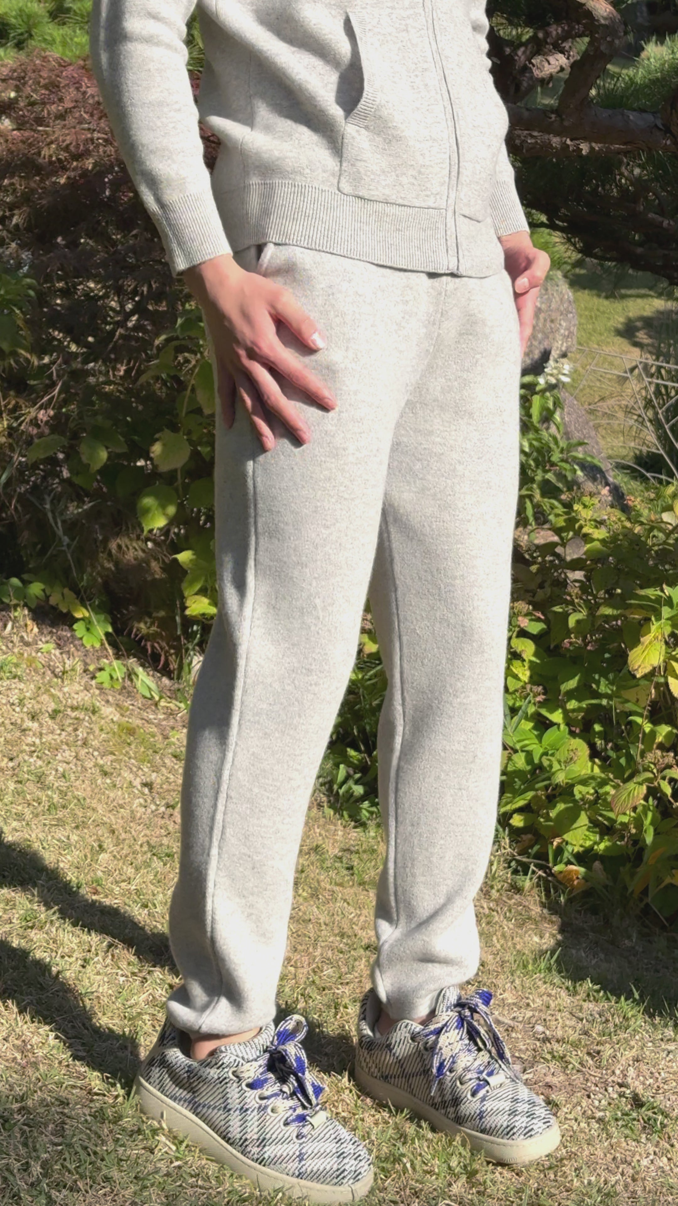 Load video: 순수 메리노 울 베이직 팬츠